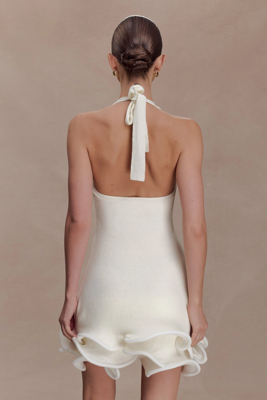 Willowmena Halter Neckline Mini Dress With Tubed Hem - White