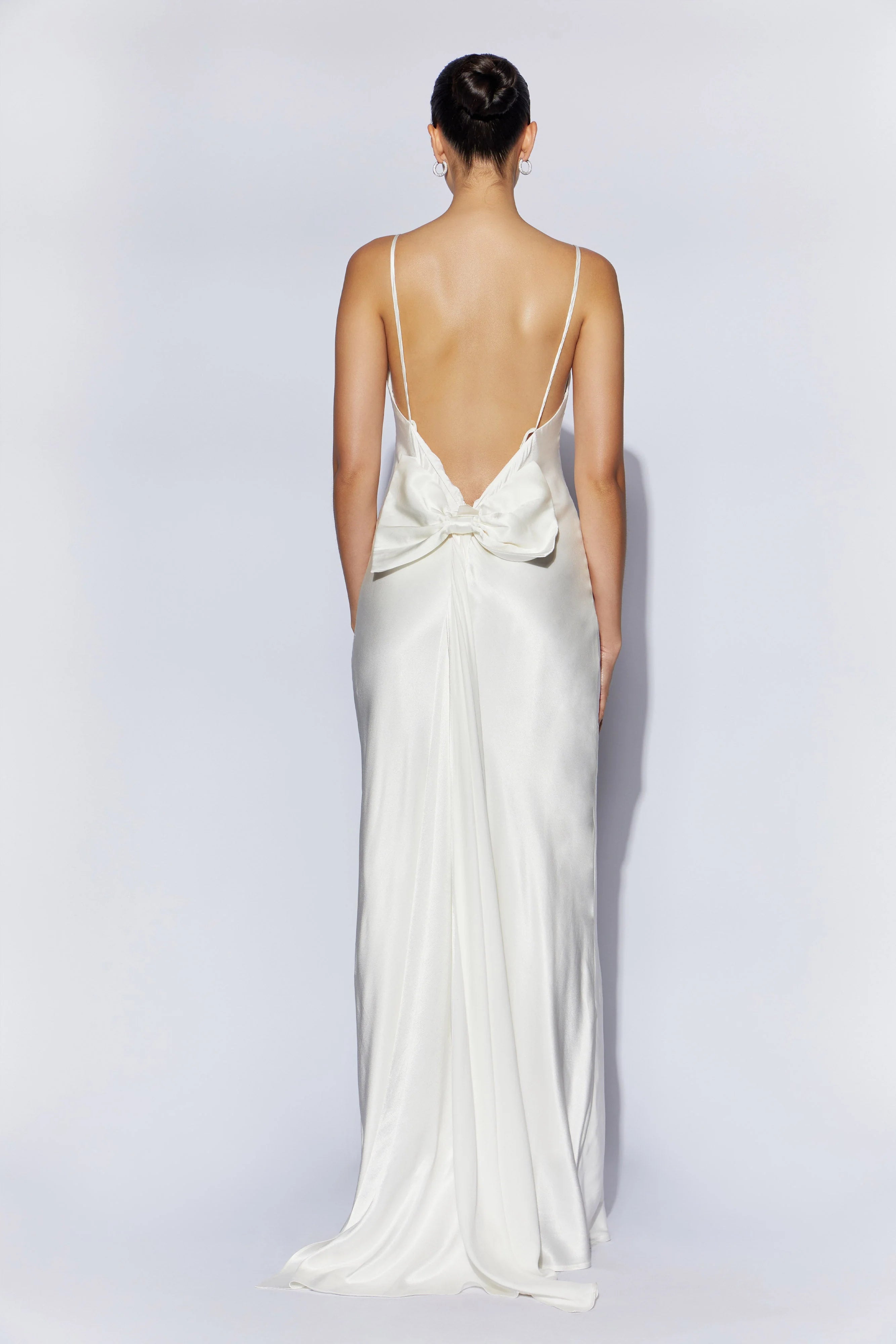 Kailey Low Back Maxi Dress With Bow Train - White