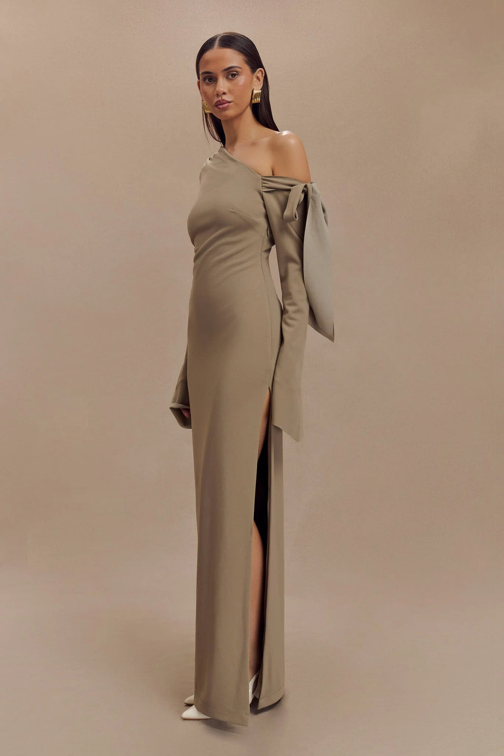 Nicola One Shoulder Crepe Maxi Dress - Mushroom