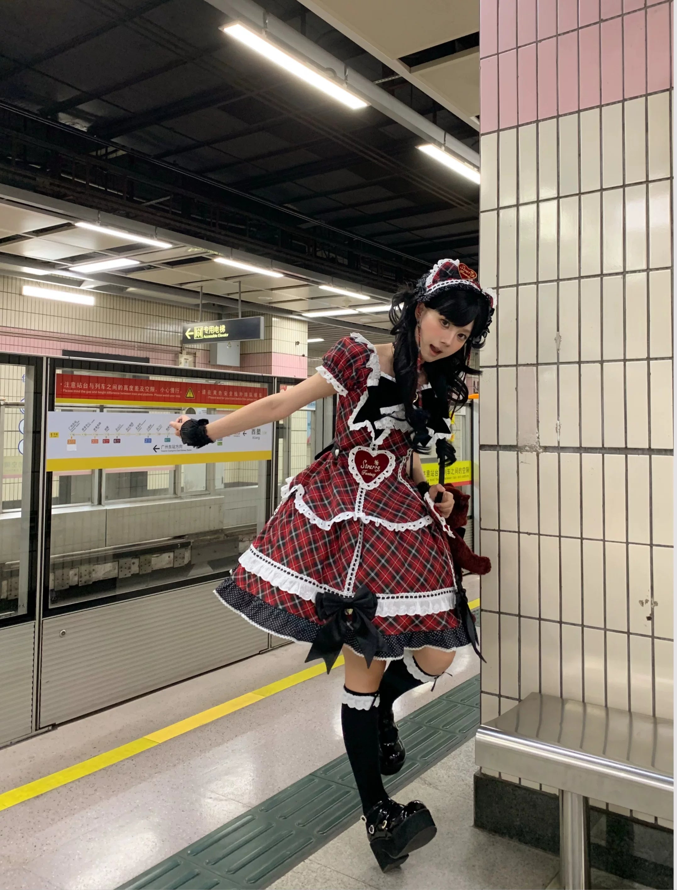 Shibuya Sweetheart - Plus Size Old School Lolita OP Dress, Side Pocket